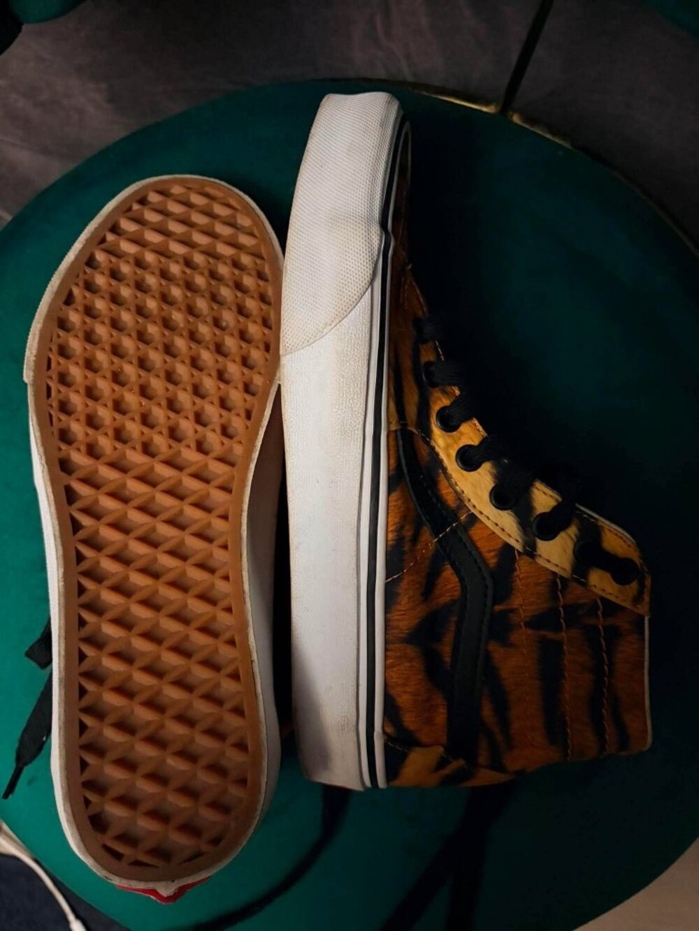 Vans Sk8-Hi Tapered Tiger Print High Top Sneakers | Men's 7 Women's 8.5 - Picture 5 of 6